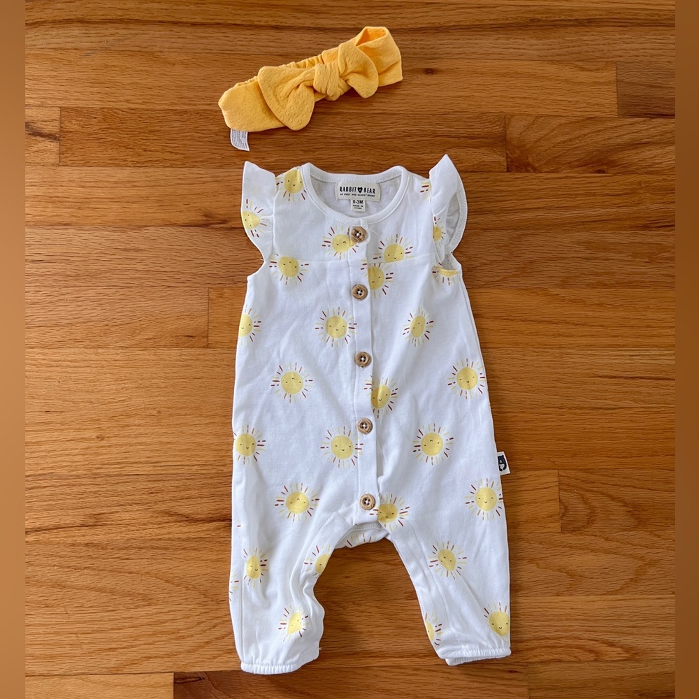 Rabbit Bear sleeveless onesie and headband. Baby girl size 0-3months
